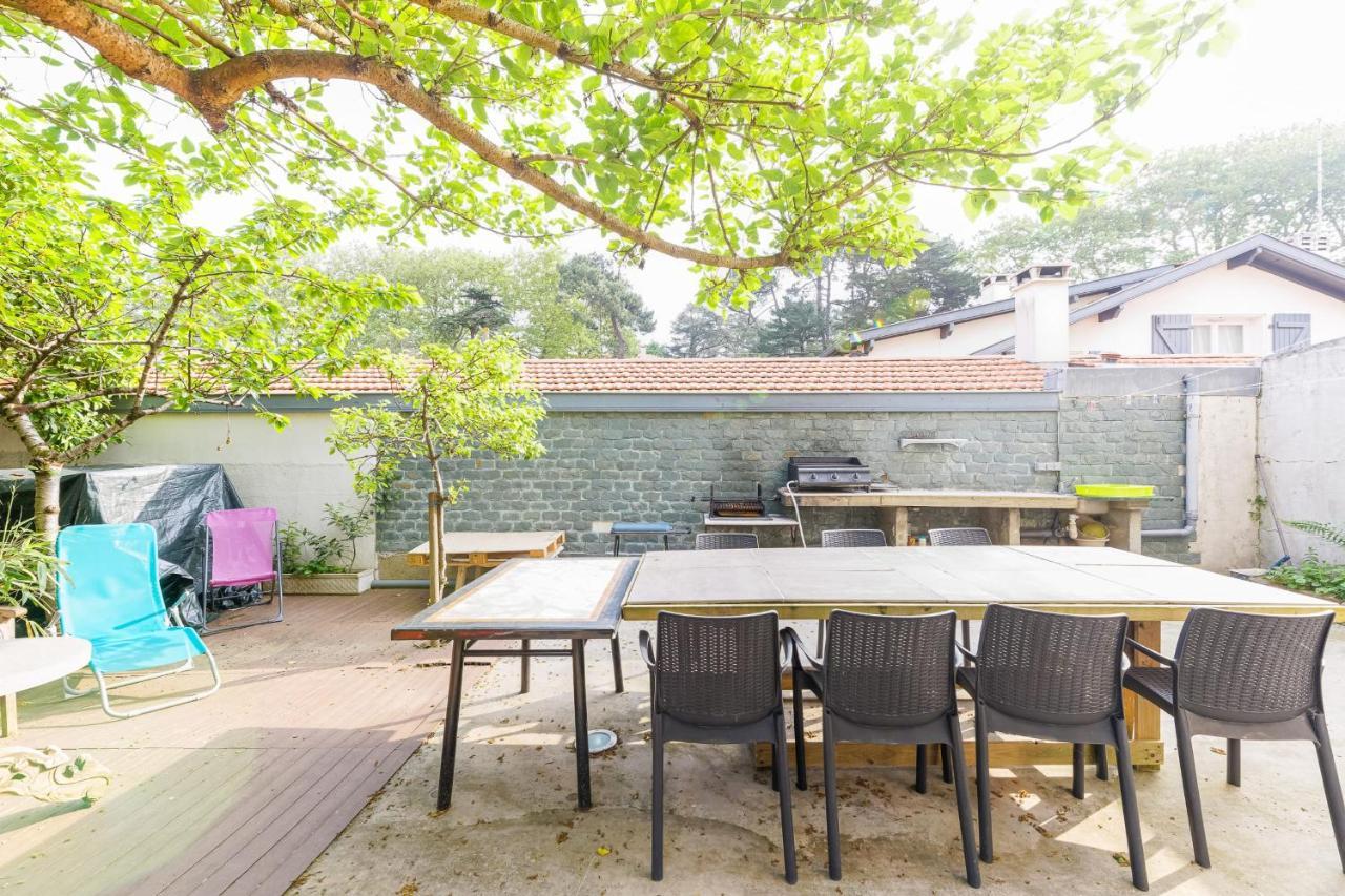 Le Doolie'S Biarritz - Siquijor Chambre Privee - Garden - Lounge Exterior photo